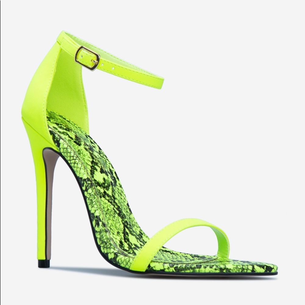 NIB NWT Shoe Dazzle Teina Neon Yellow